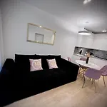 White Pearl Gamma Budynek Apartment