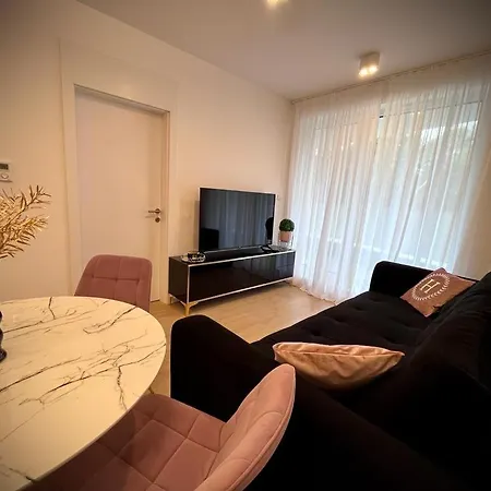 White Pearl Gamma Budynek Apartmán